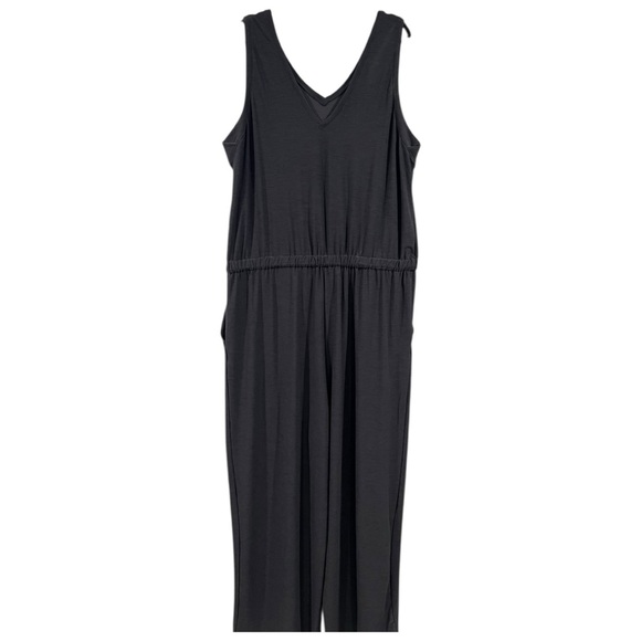 Old Navy Active Go-Dry Jumpsuit Romper XXL Tall Black 4-Way Stretch NWT - Picture 3 of 6
